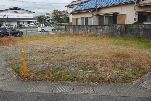 不動産を捨てる！空地・空き家問題の解決に向けて